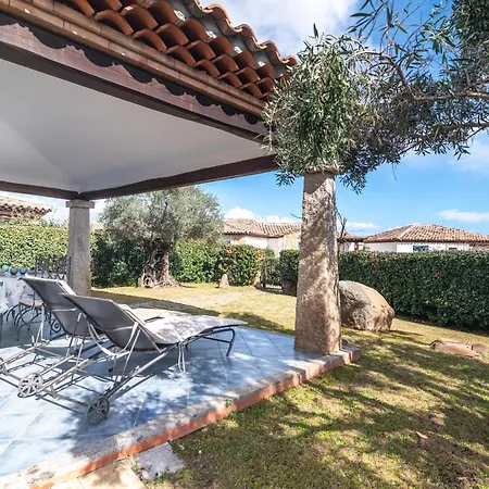 Elegante Villetta Al Mare Agrustos Apartment Budoni