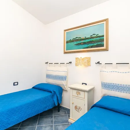 Elegante Villetta Al Mare Agrustos Apartment *